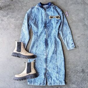 Vintage Paris Blues Denim Full Zip Front Long Sleeve Sheath Dress